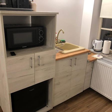 Cozy Central Apartment Braşov Buitenkant foto